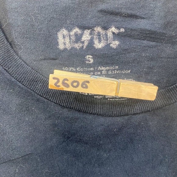 AC/DC Back in Black Band Tee Thrifted Vintage Style Size S - Picture 8 of 8